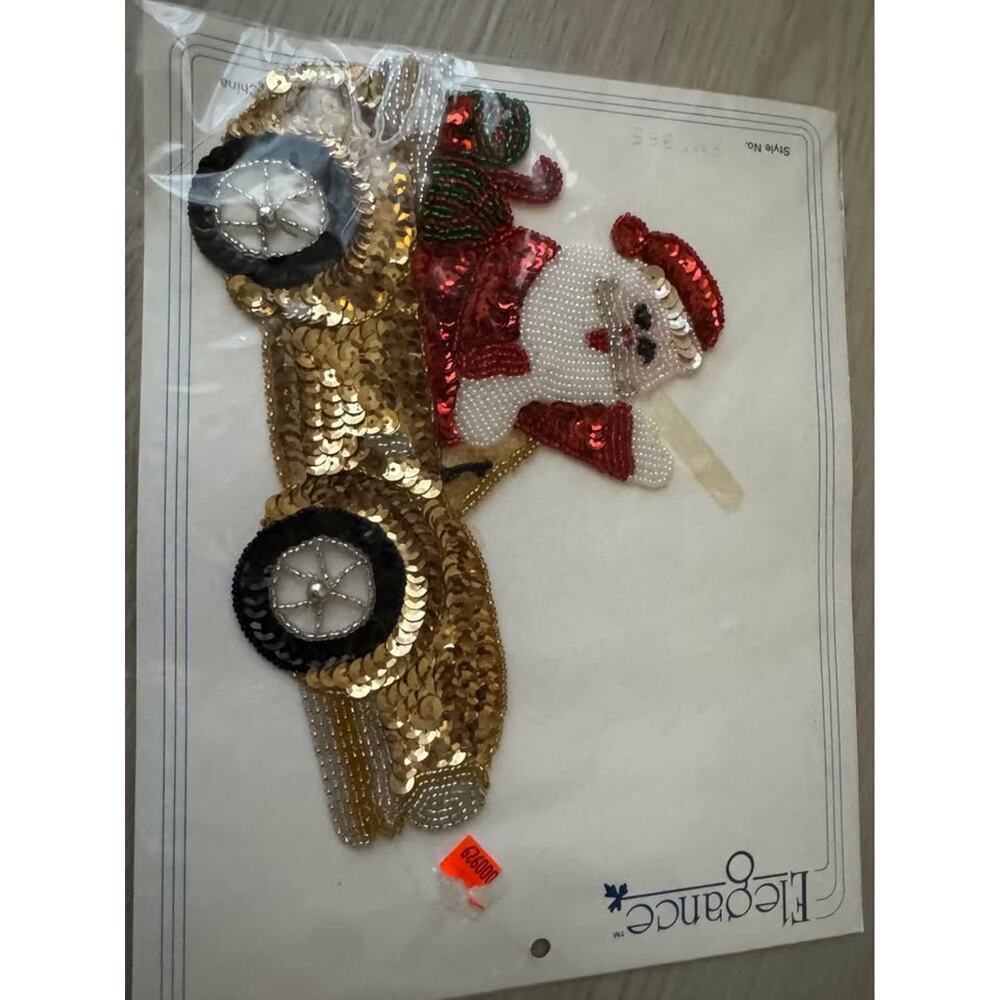 New Vintage Large Christmas Santa Sports Car Sequin Applique Patch - Picture 2 of 5